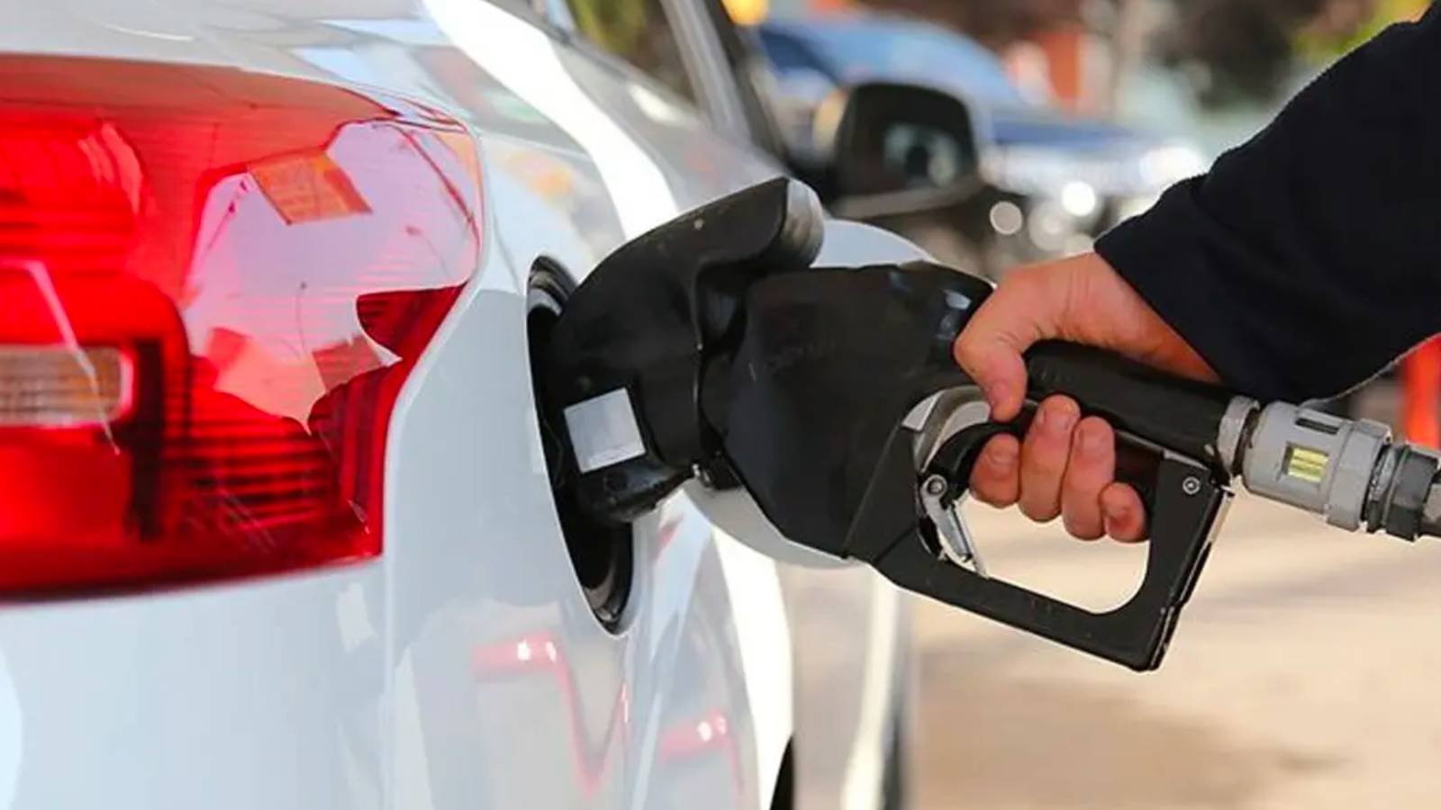 akaryakitta-son-durum-guncel-benzin-motorin-ve-lpg-fiyatlari-qhxqZAOh.jpg