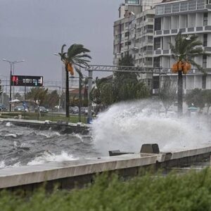 ege denizi icin firtina uyarisi KmL7Ry1E