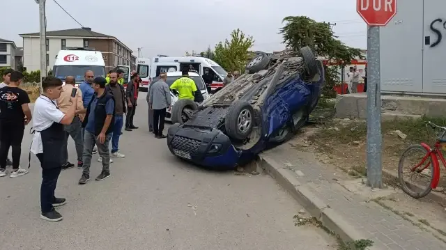 hafif ticari aracla carpisan cip takla atti 3 yarali 6vNjBvwn