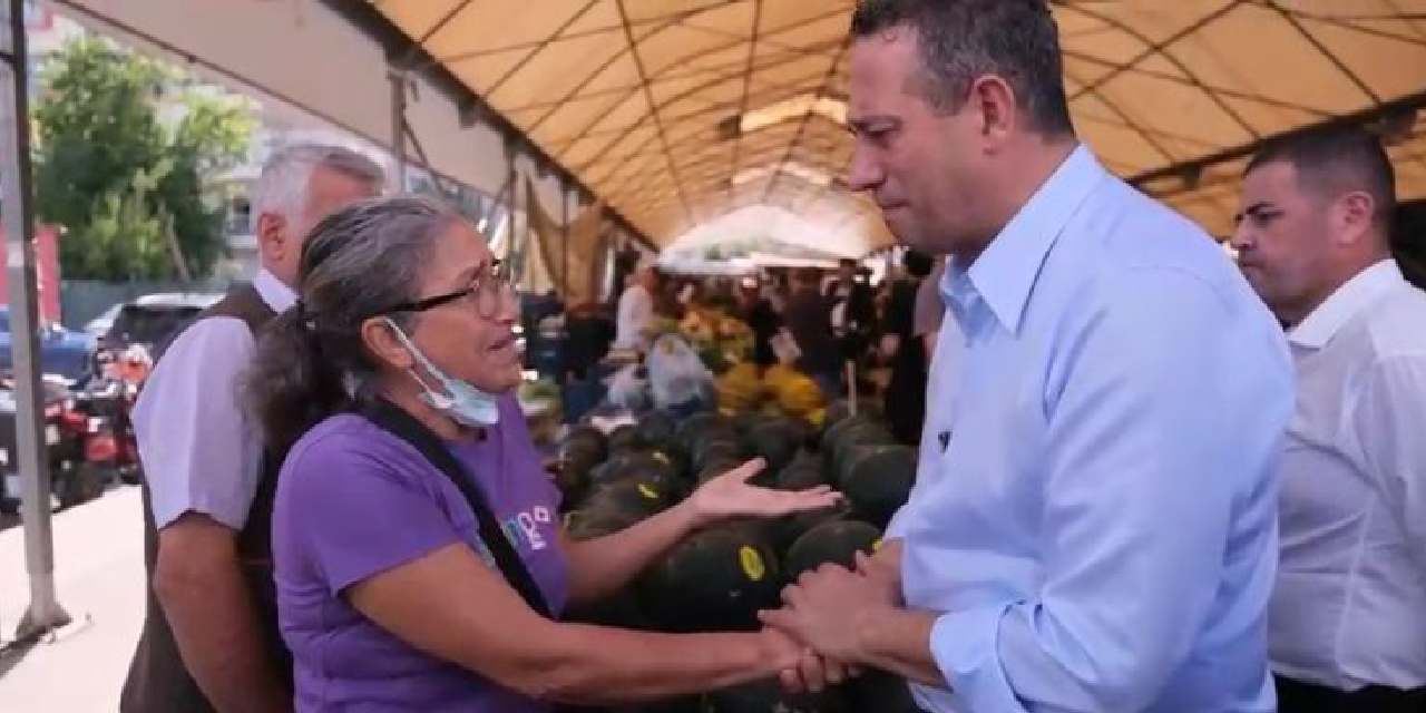 chpli basarir pazara gitti emekli caresizligini gozyaslariyla anlatti aciz bizi kurtarin 4YPLY2Mq