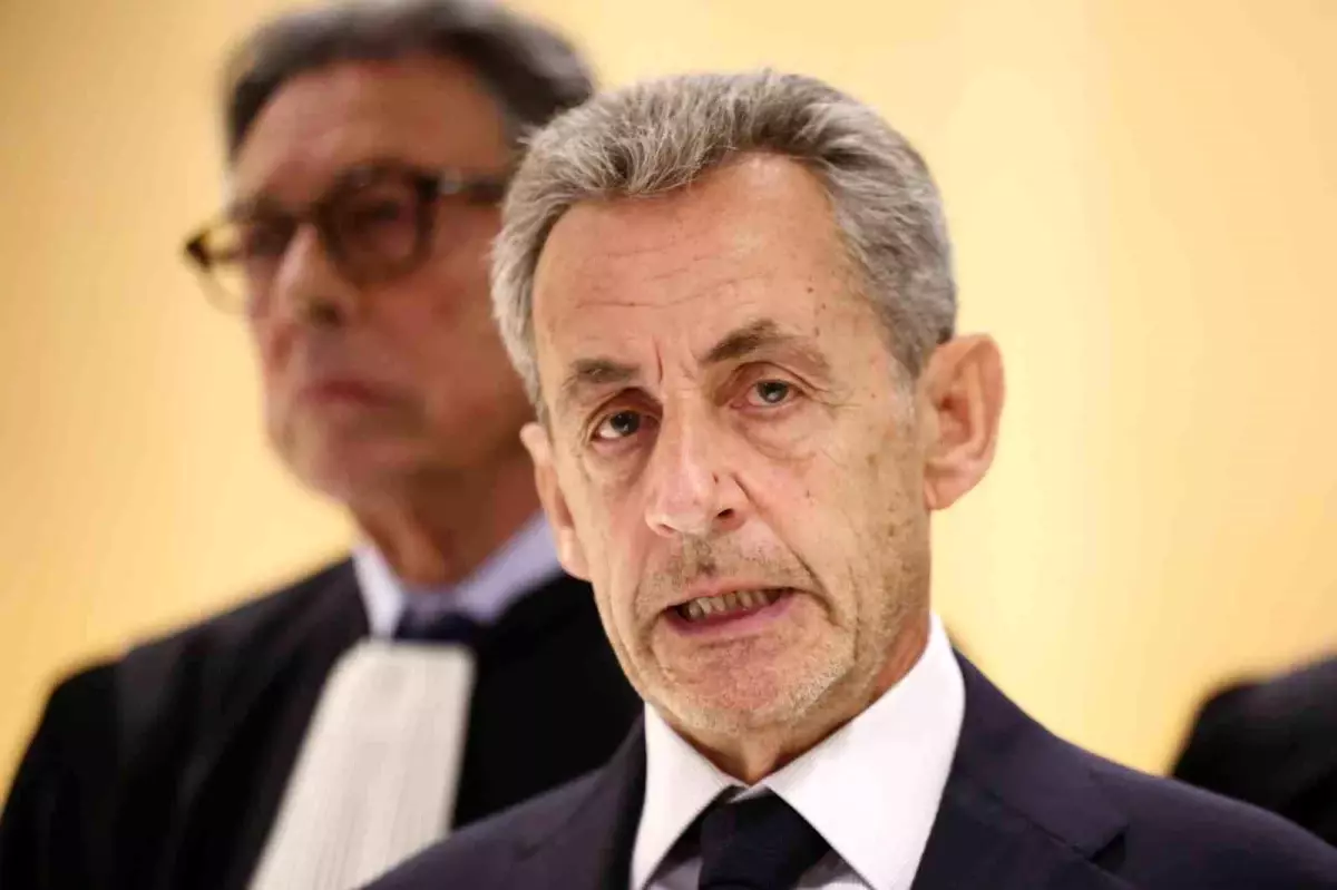 nicolas sarkozy libyadan yasa disi finansman iddiasiyla cezaevine girecek BtNvpTOa.jpg