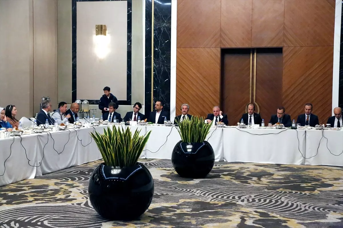 turkiyenin kirgizistandaki toplam yatirimlari 1 milyar 400 milyon dolari asti ve7j42K1