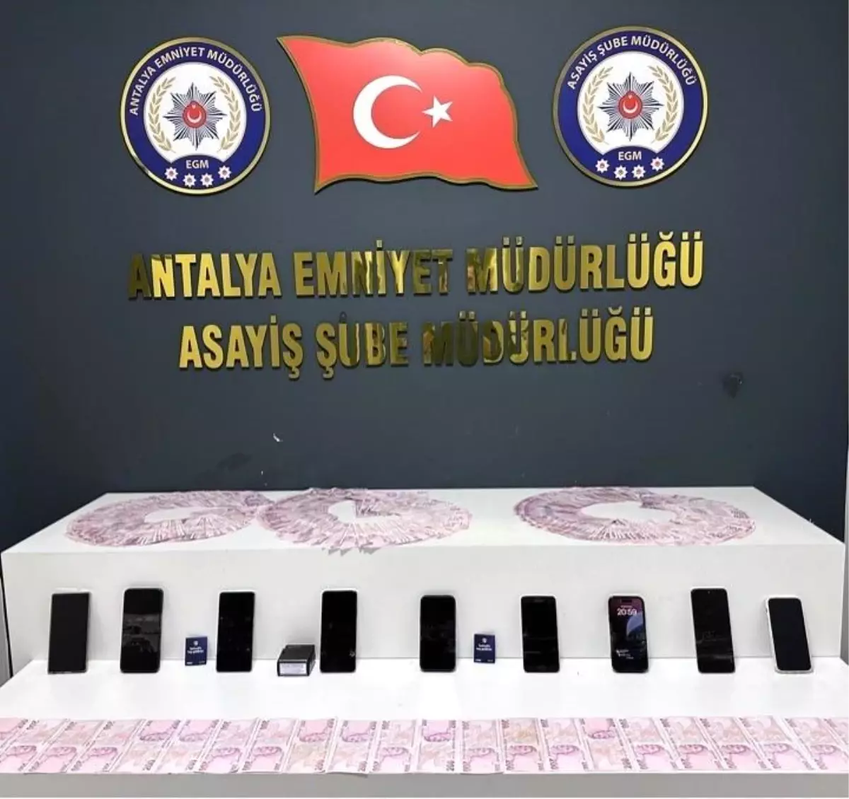 antalyada 21 milyonluk dolandiricilik w6rAsdUa.jpg