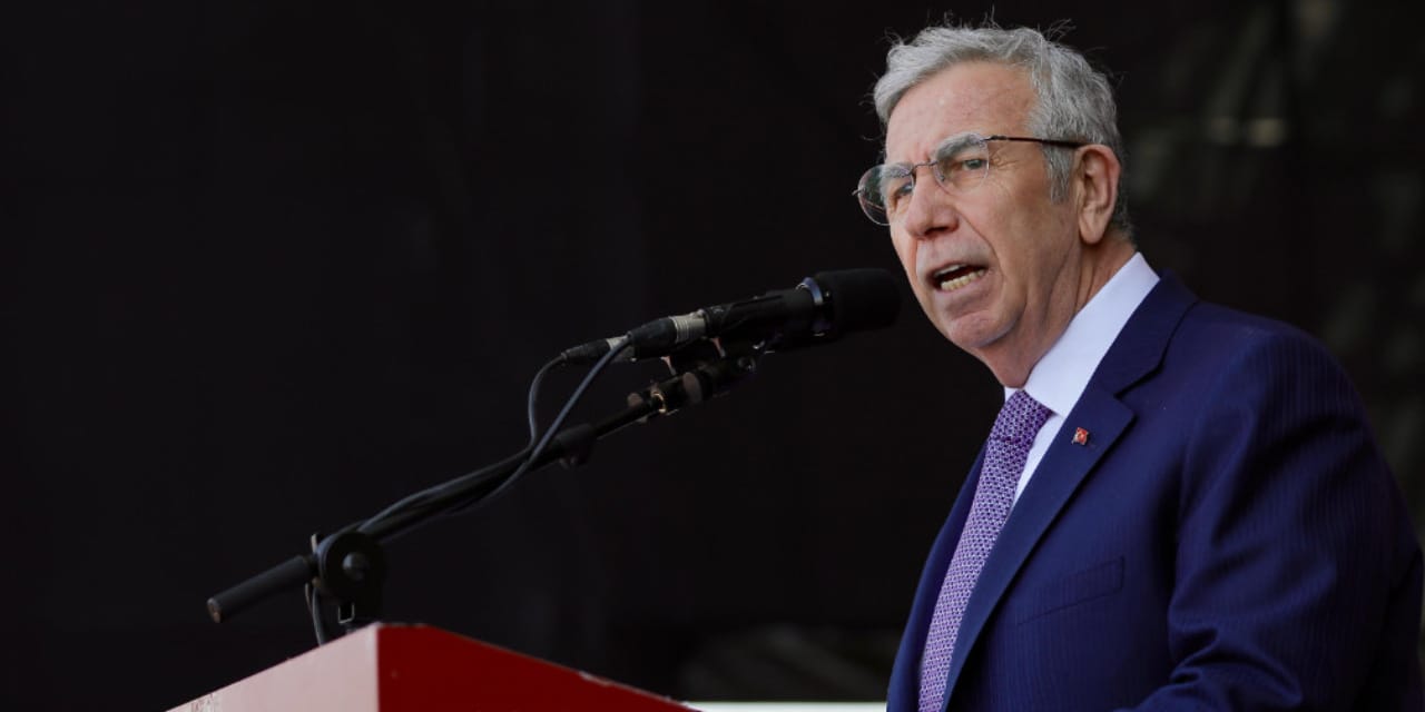 mansur yavasin bizzat devreye girdigi vekil kim bomba transfer iddiasi eb1xyIHg.jpg