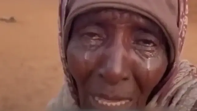 sudan kan agliyor yasli kadin yasanan katliam karsisinda dunyaya gozyaslari icinde cagri yapti m7HyVxGX.webp